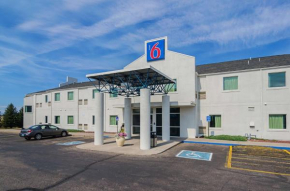 Motel 6-Wheatland, WY